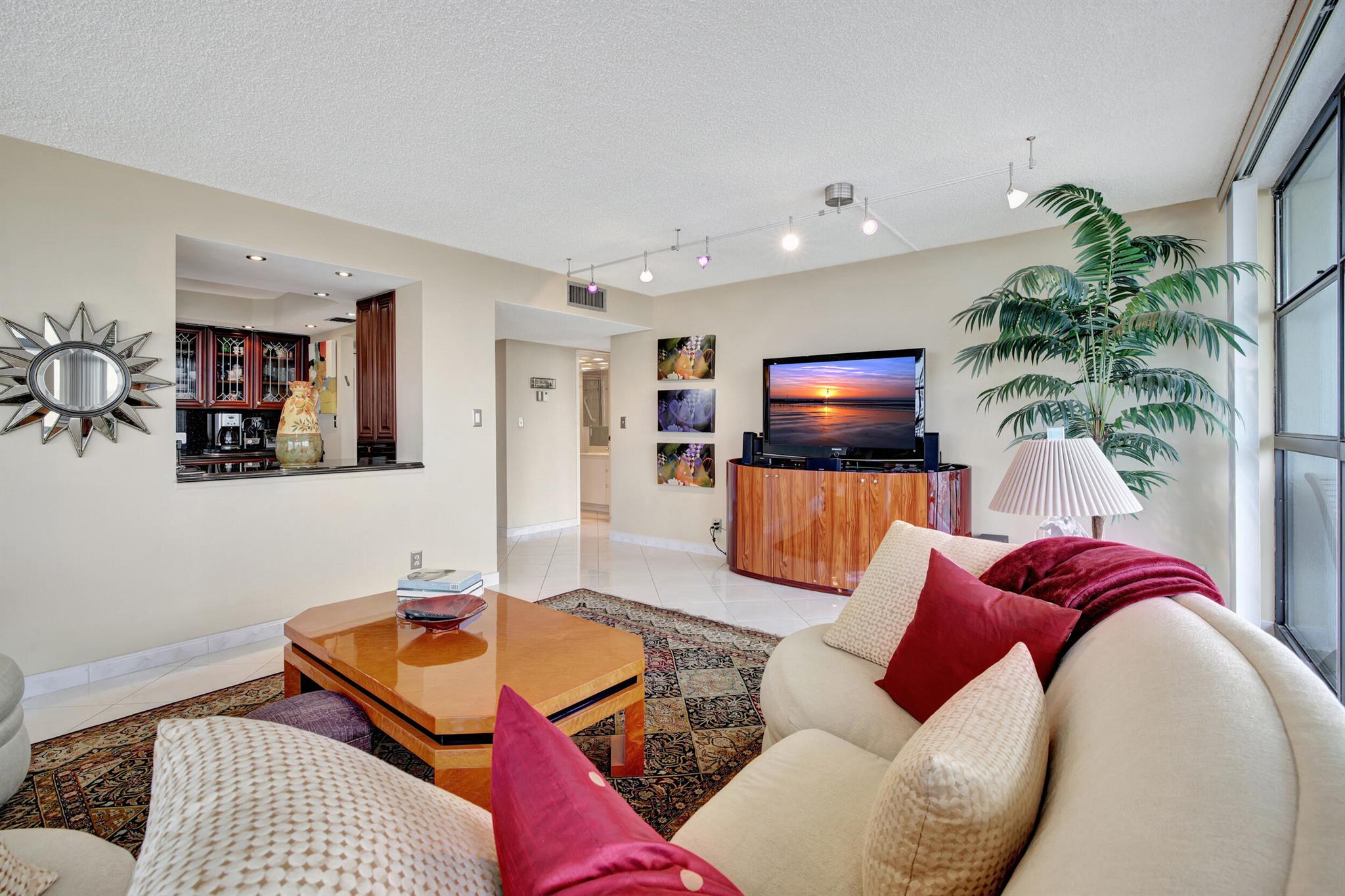 TOWERS OF OCEANVIEW SOUTH - Residential