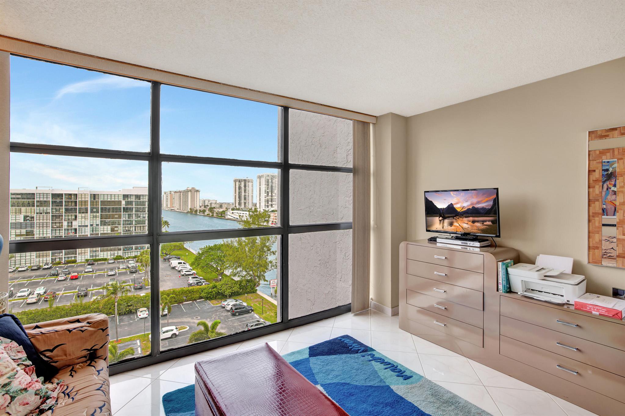 TOWERS OF OCEANVIEW SOUTH - Residential