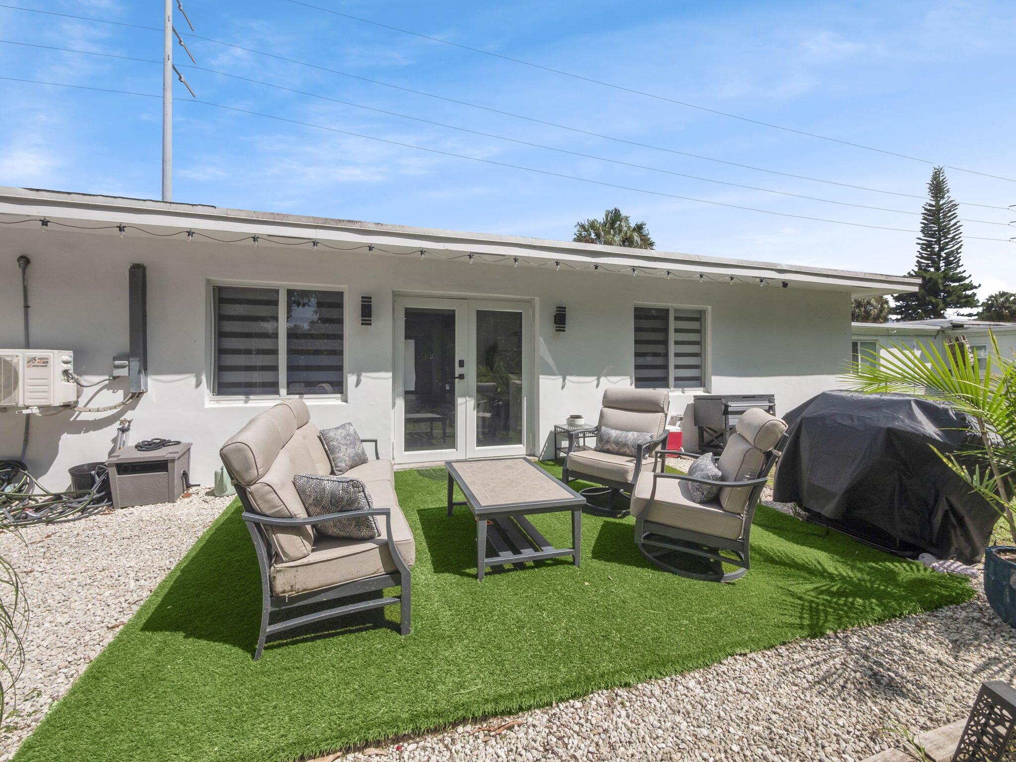 KERWOOD MANOR - Residential Lease