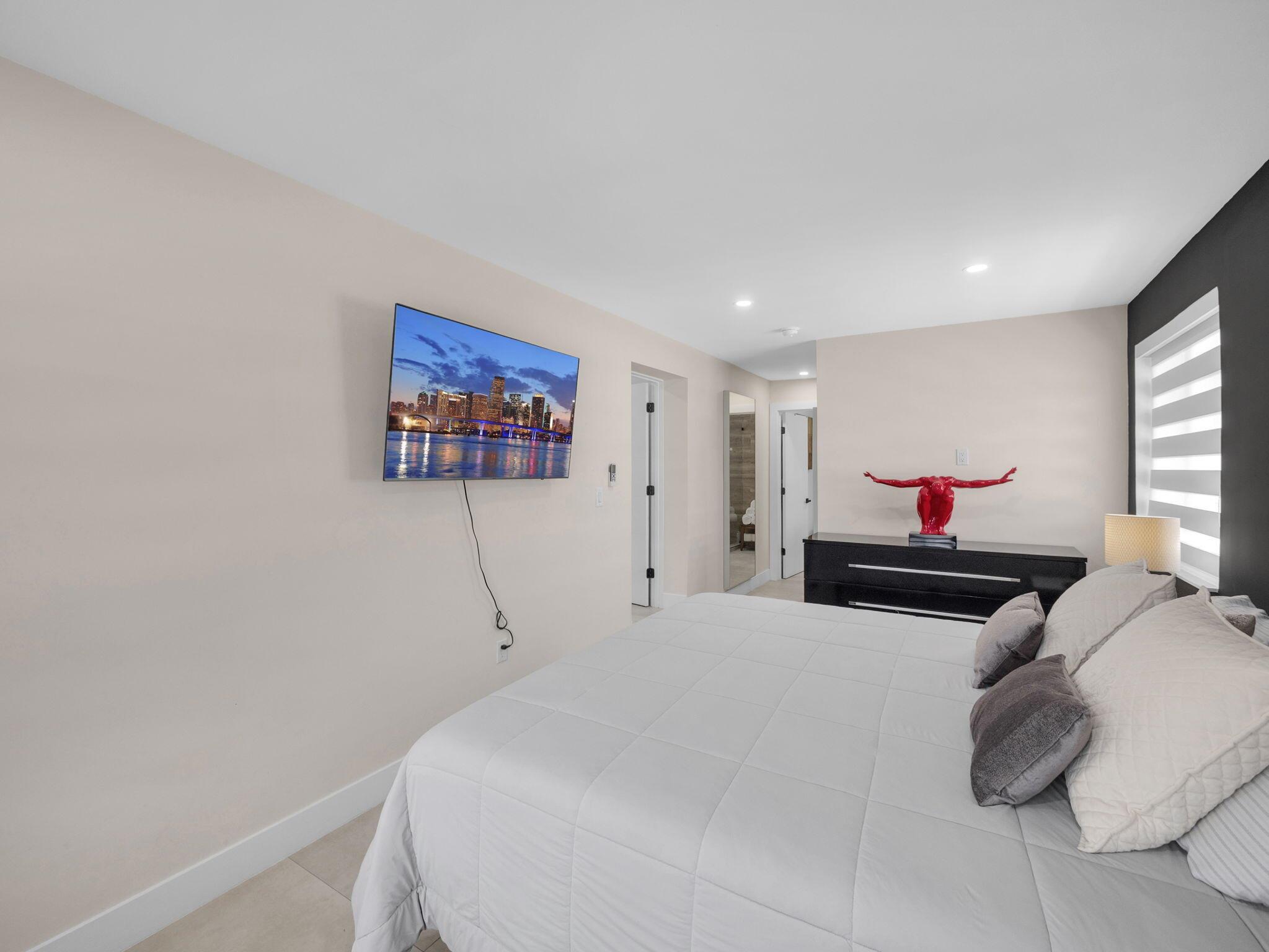 KERWOOD MANOR - Residential Lease