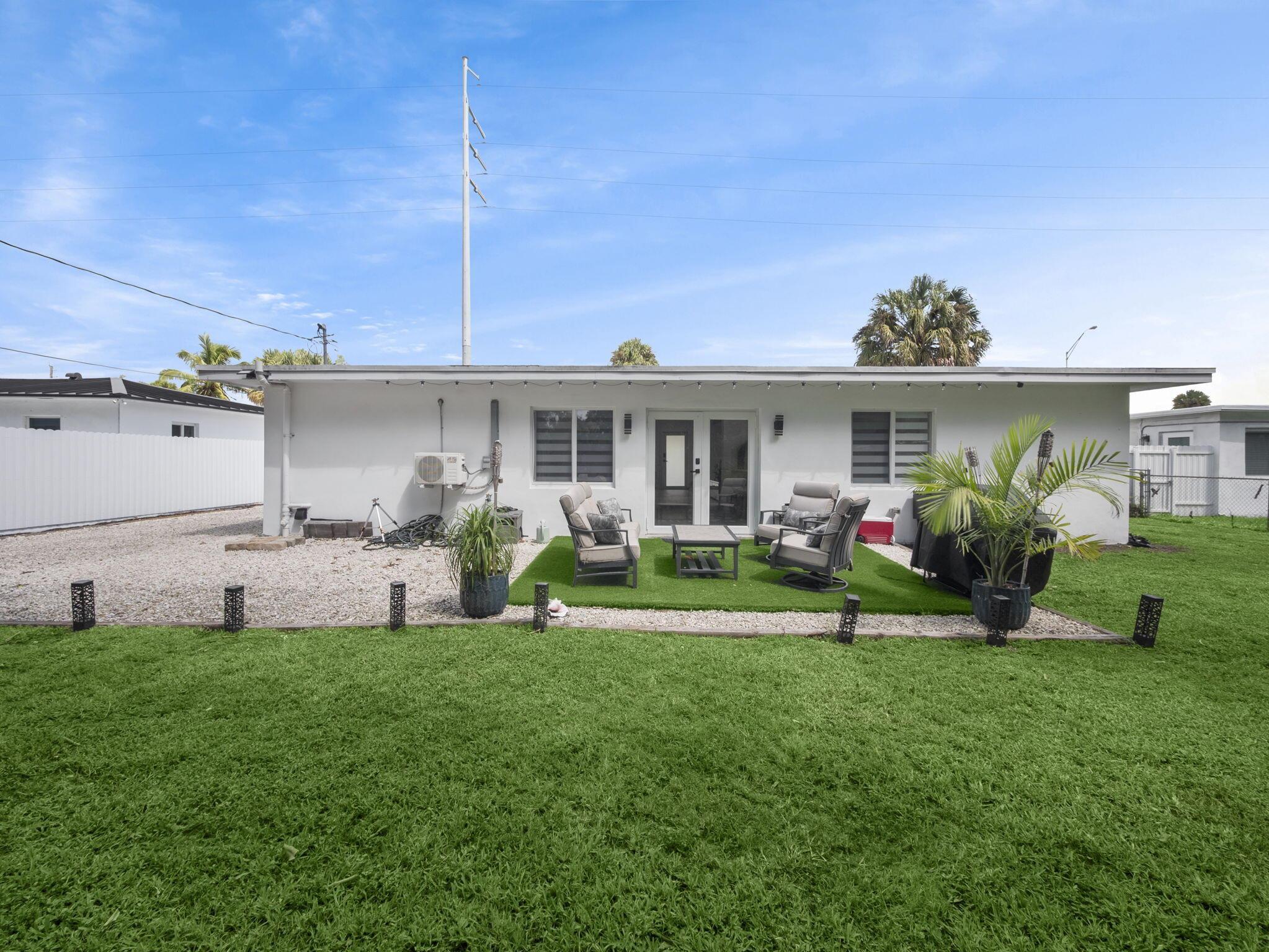 KERWOOD MANOR - Residential Lease