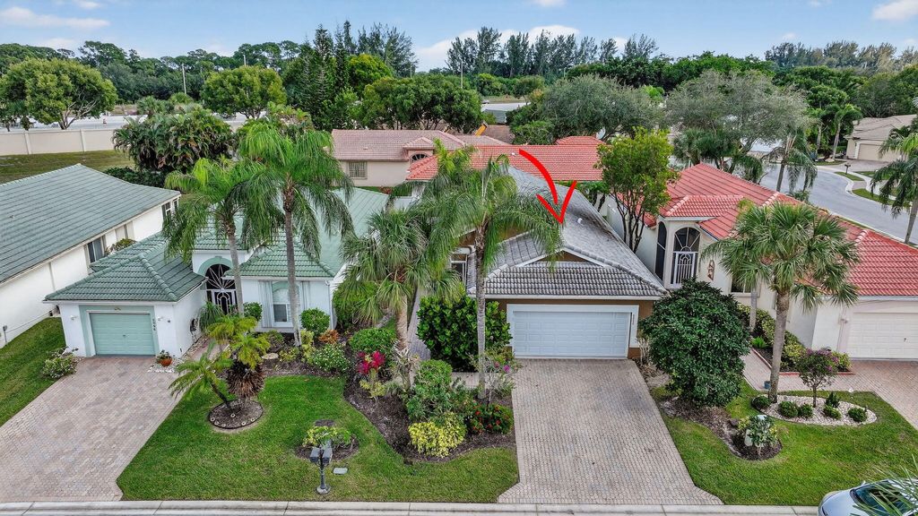 Photo of 8070 Bellafiore Way, Boynton Beach, FL 33472 (MLS # R11143007)