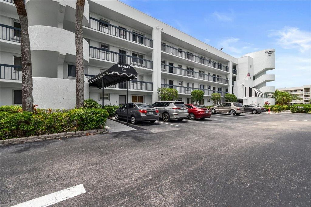 Photo of 6698 10th Avenue N #305, Lake Worth, FL 33461 (MLS # B26028233)