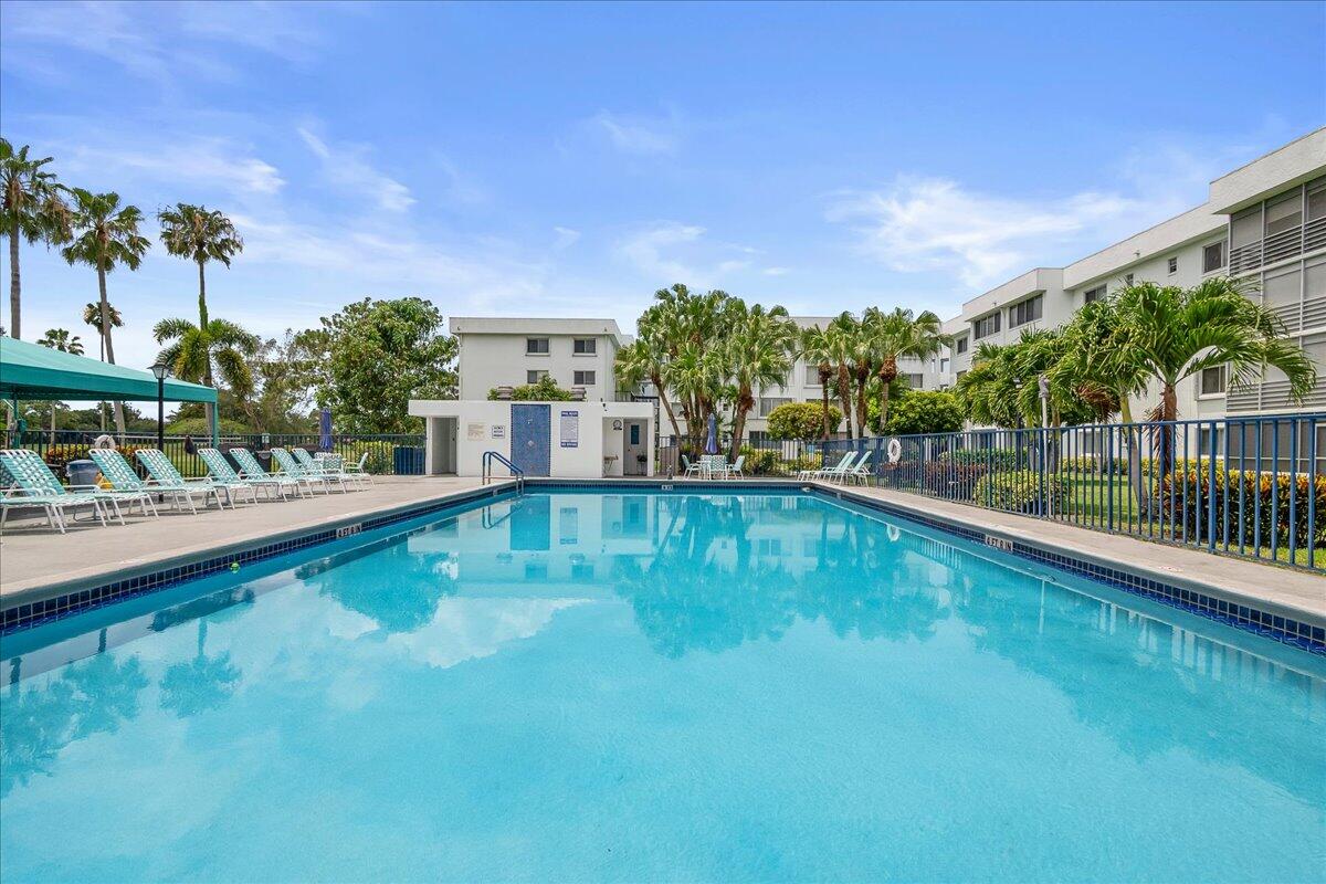HAMLET AT POINCIANA CONDO - Residential