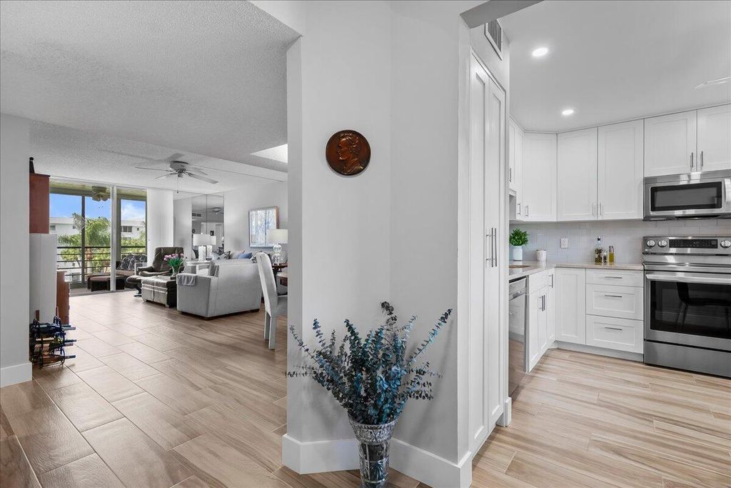 Photo of 6698 10th Avenue N #305, Lake Worth, FL 33461 (MLS # B26028233)