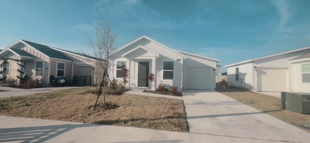 PEACE CREEK RESERVE - Residential Lease