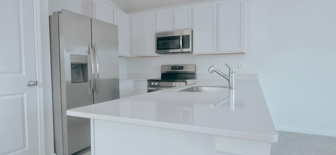 PEACE CREEK RESERVE - Residential Lease