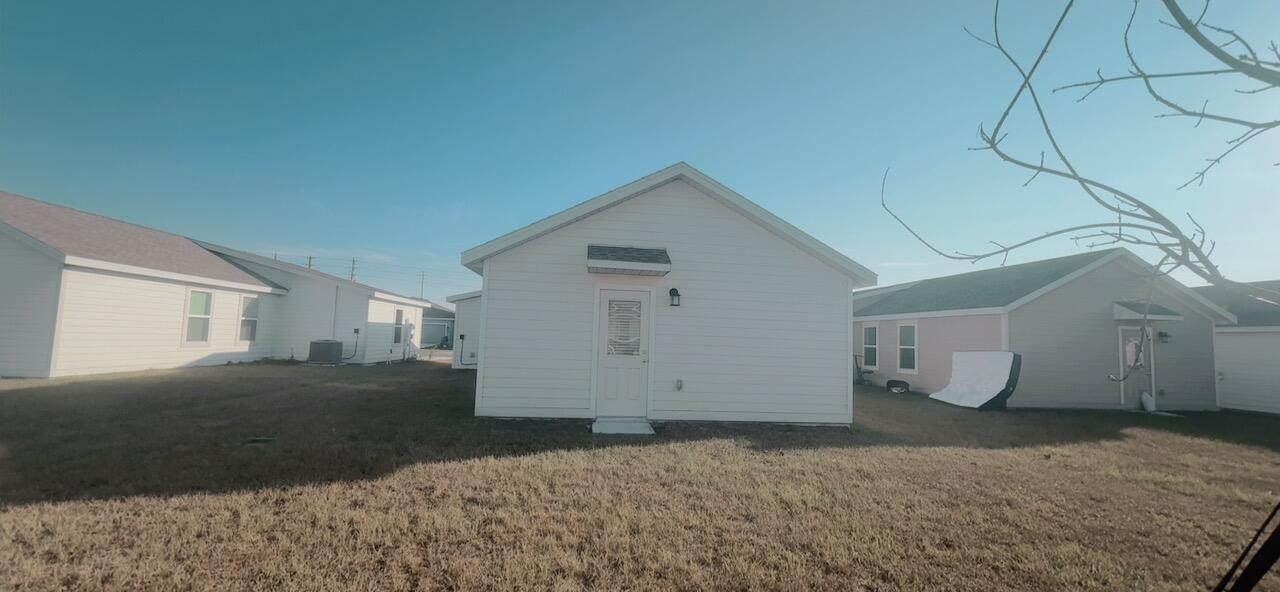 PEACE CREEK RESERVE - Residential Lease