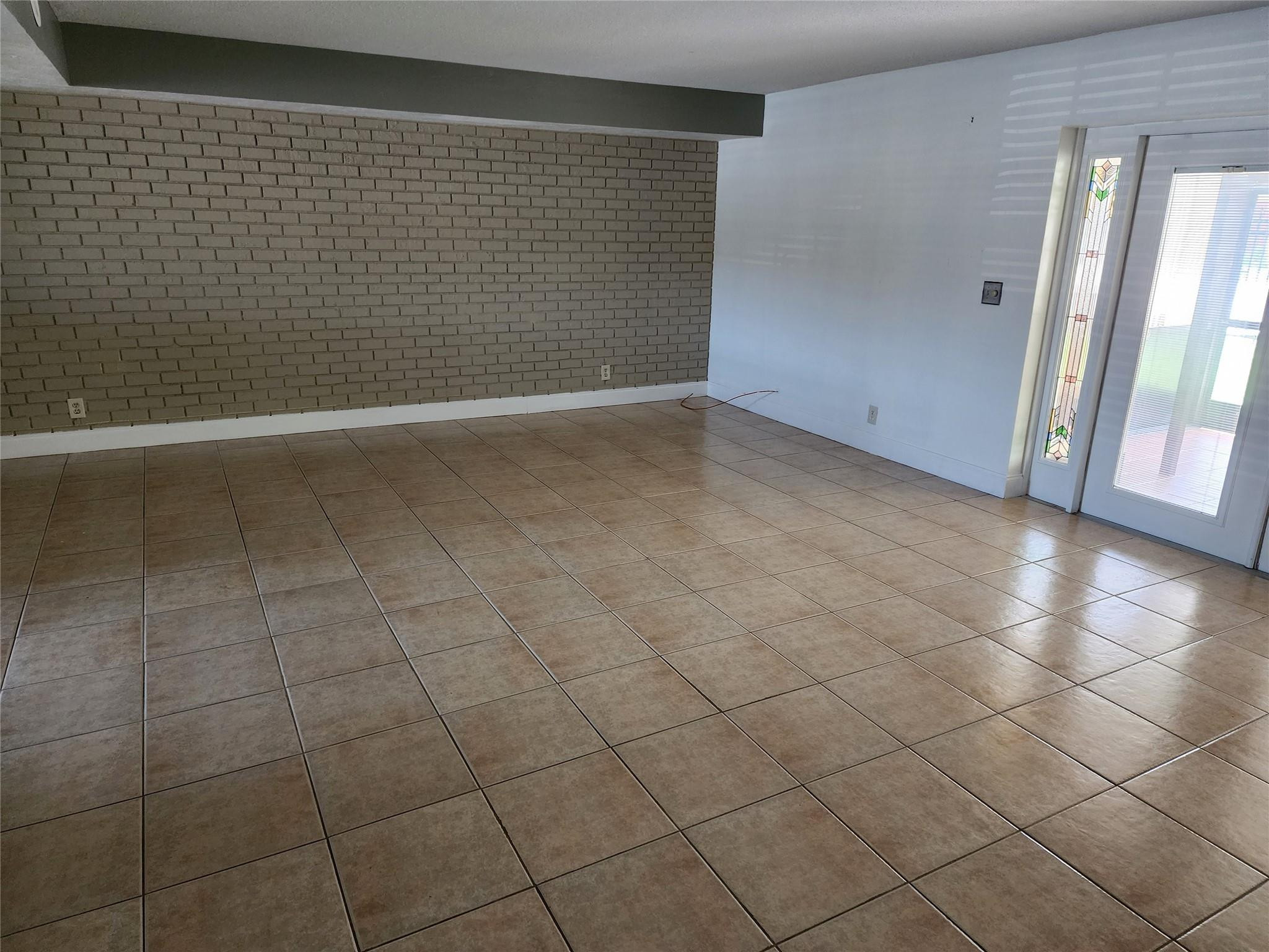 COLONIES TWO CONDO - Residential