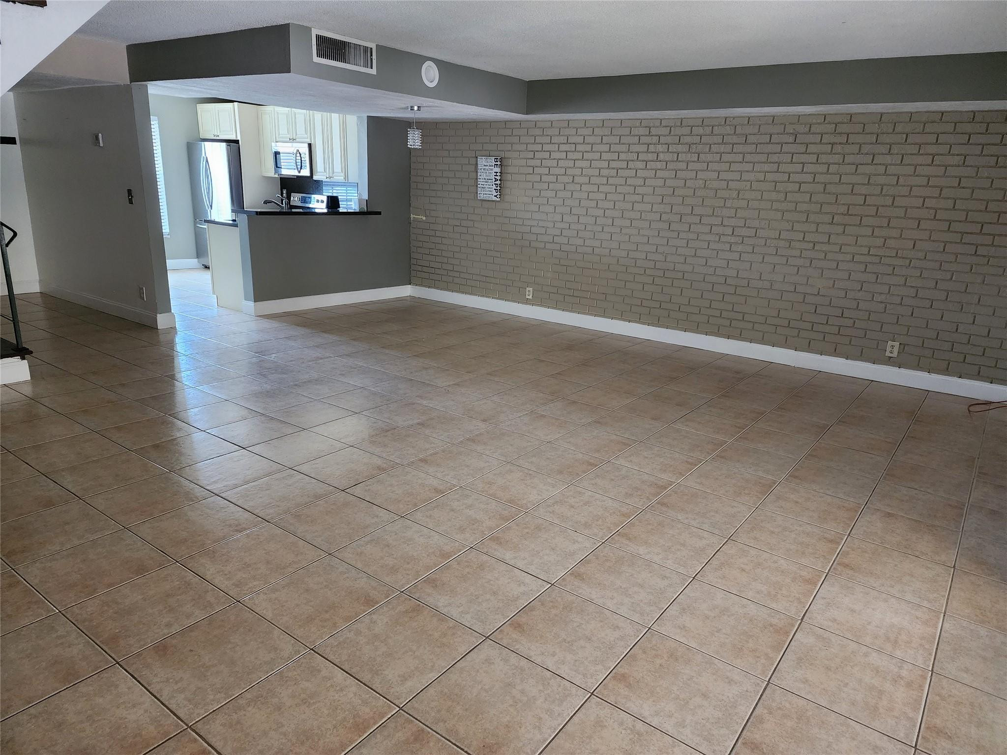 COLONIES TWO CONDO - Residential