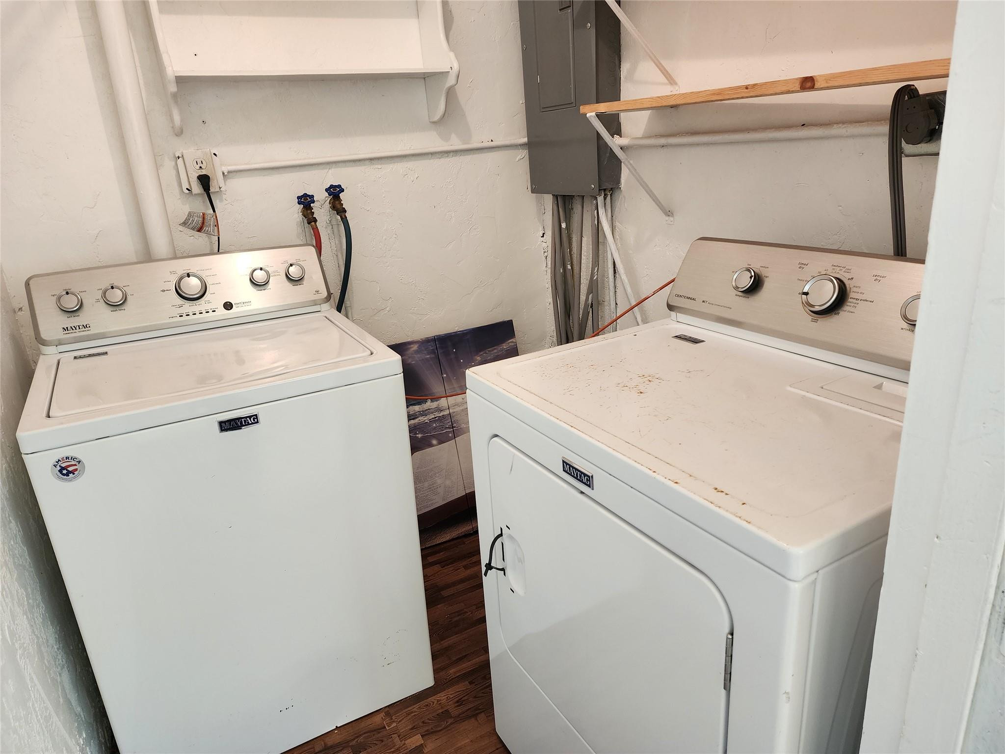 COLONIES TWO CONDO - Residential