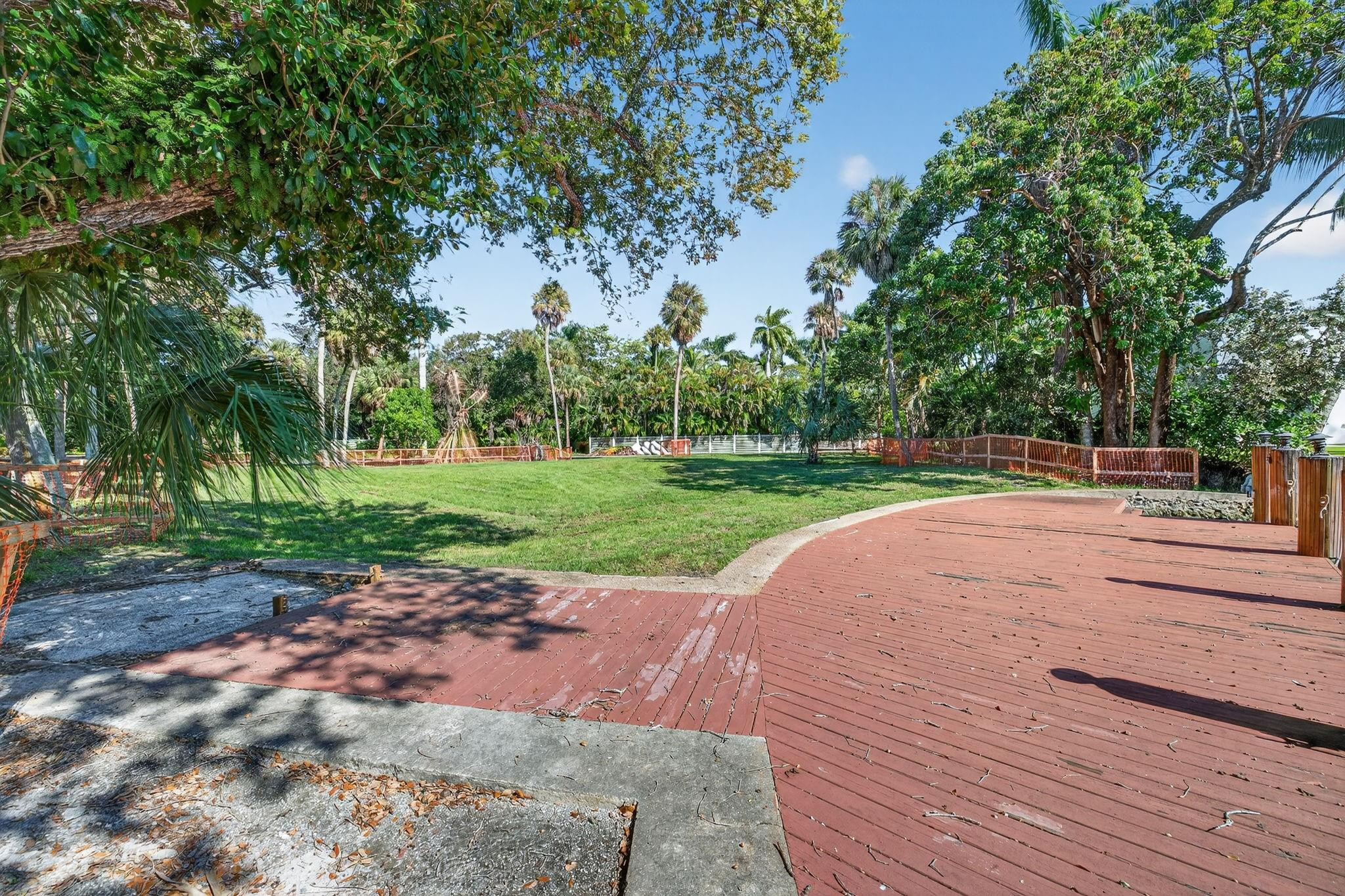 PALM GROVE ACRES - Land