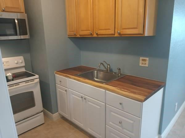 F A Barretts Sub Of W1/2 - Residential Lease