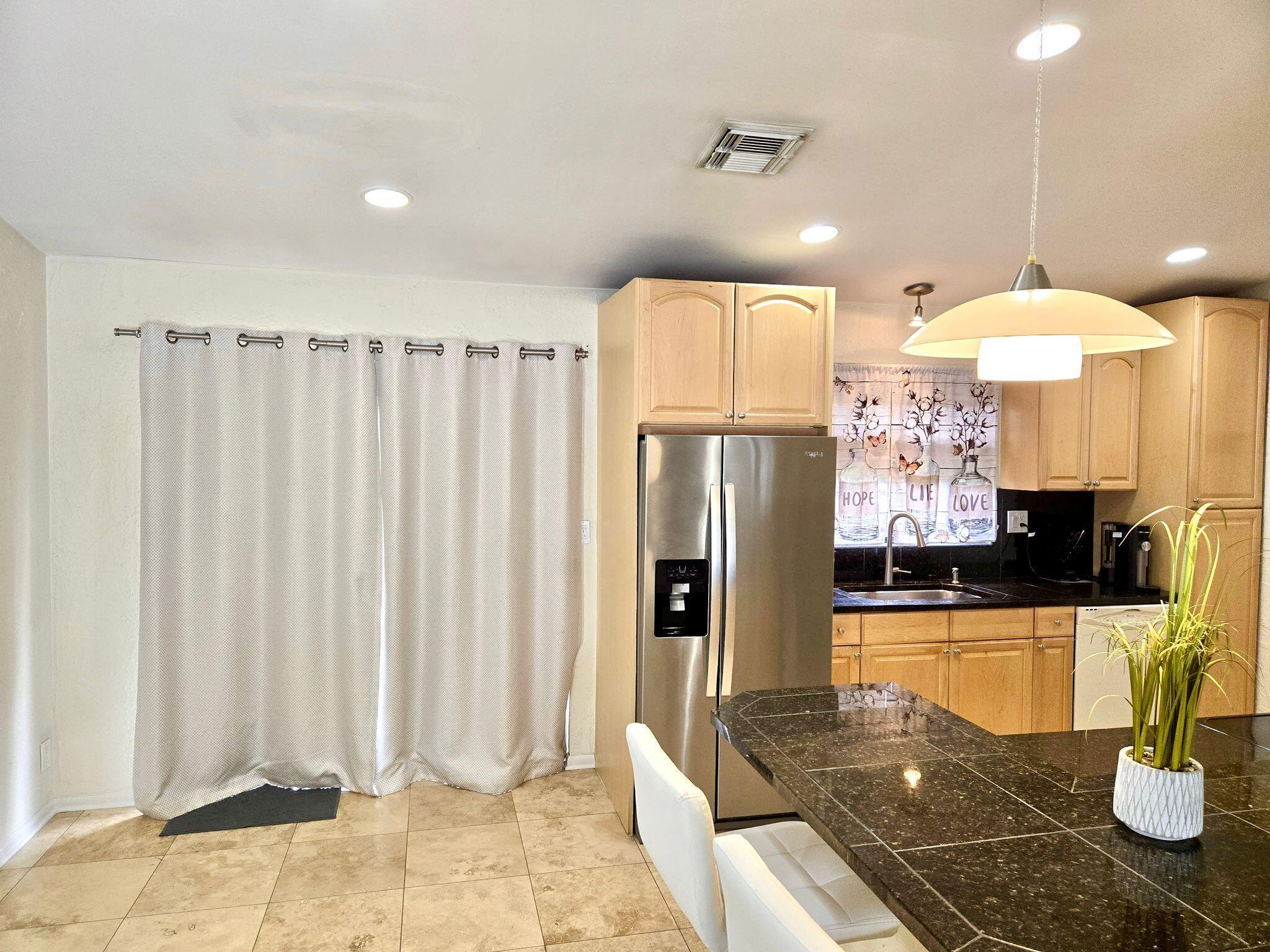 WEST DEERFIELD BEACH - Residential Lease