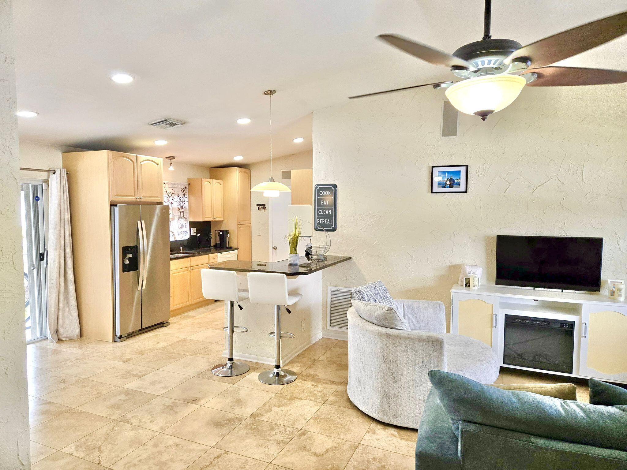 WEST DEERFIELD BEACH - Residential Lease