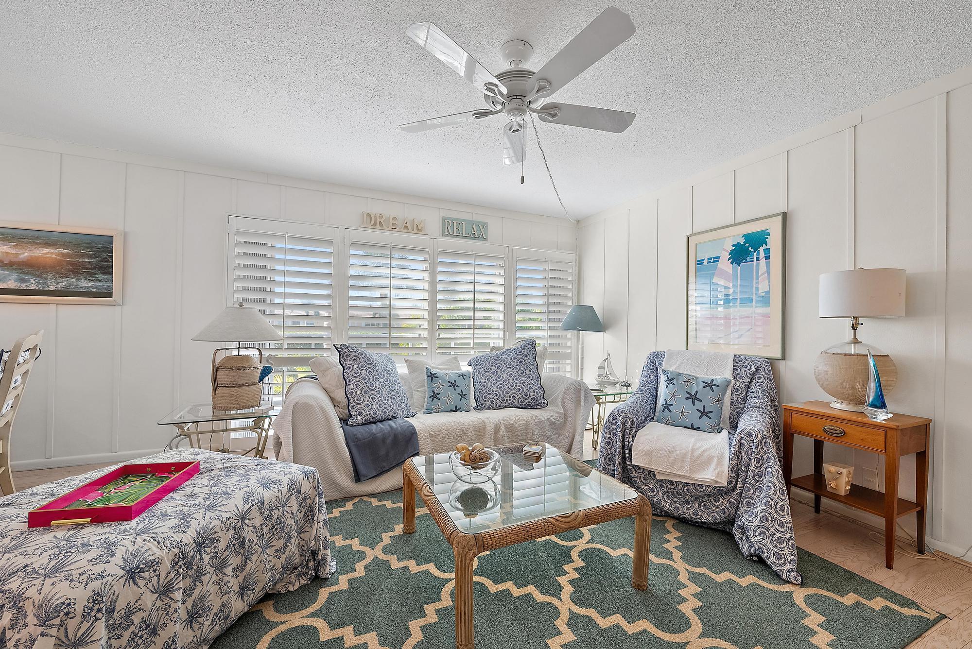 CARRIAGE HOUSE CONDO - Residential Lease