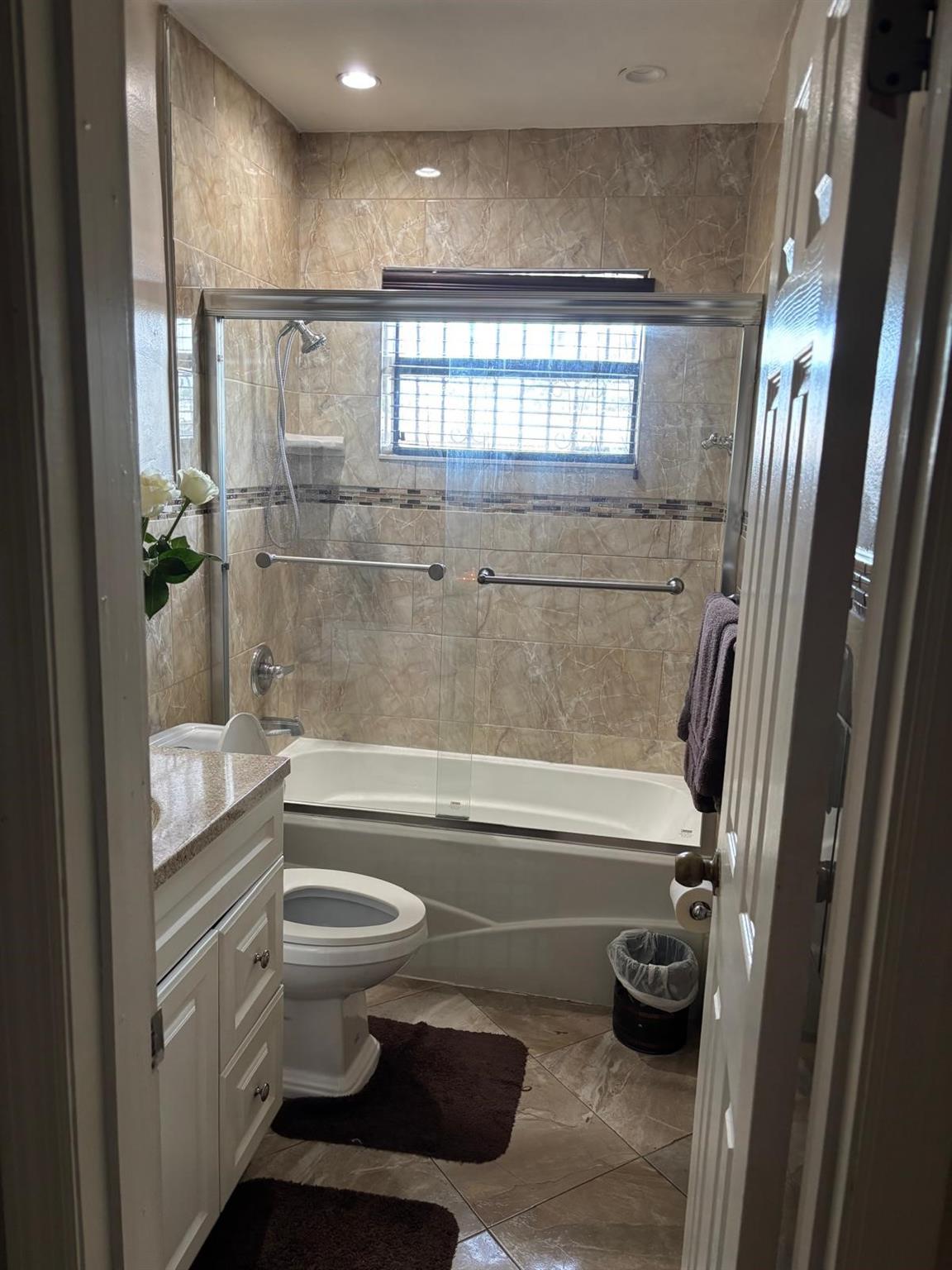 CAROL CITY GARDENS - Residential