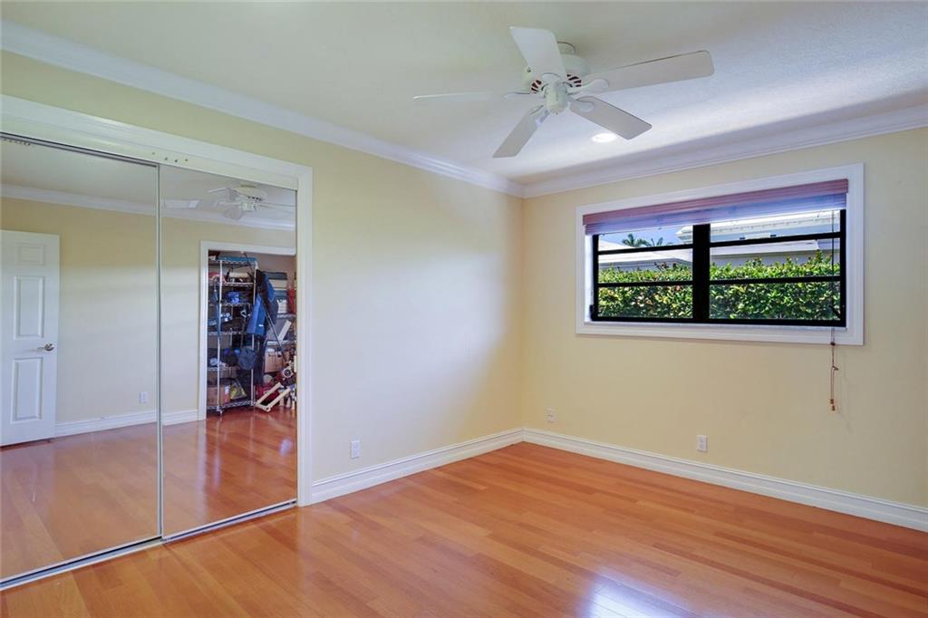 Lake Placid 35-23 B - Residential