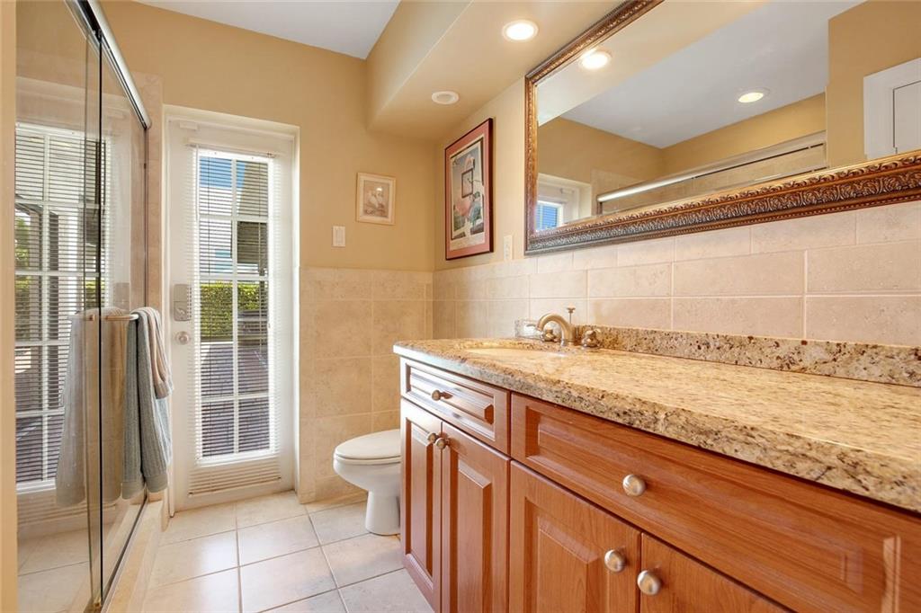 Lake Placid 35-23 B - Residential
