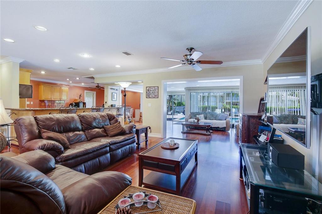 Lake Placid 35-23 B - Residential