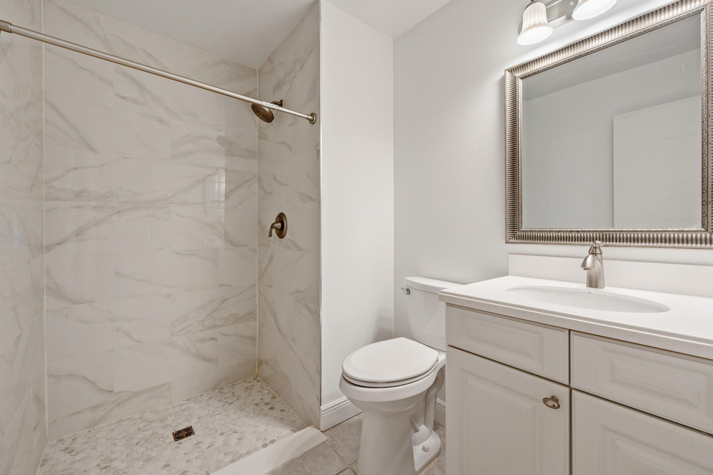 Villas of Village Green - Residential Lease