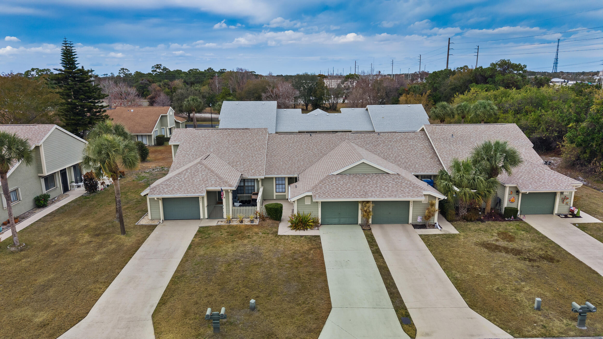 Villas of Village Green - Residential Lease