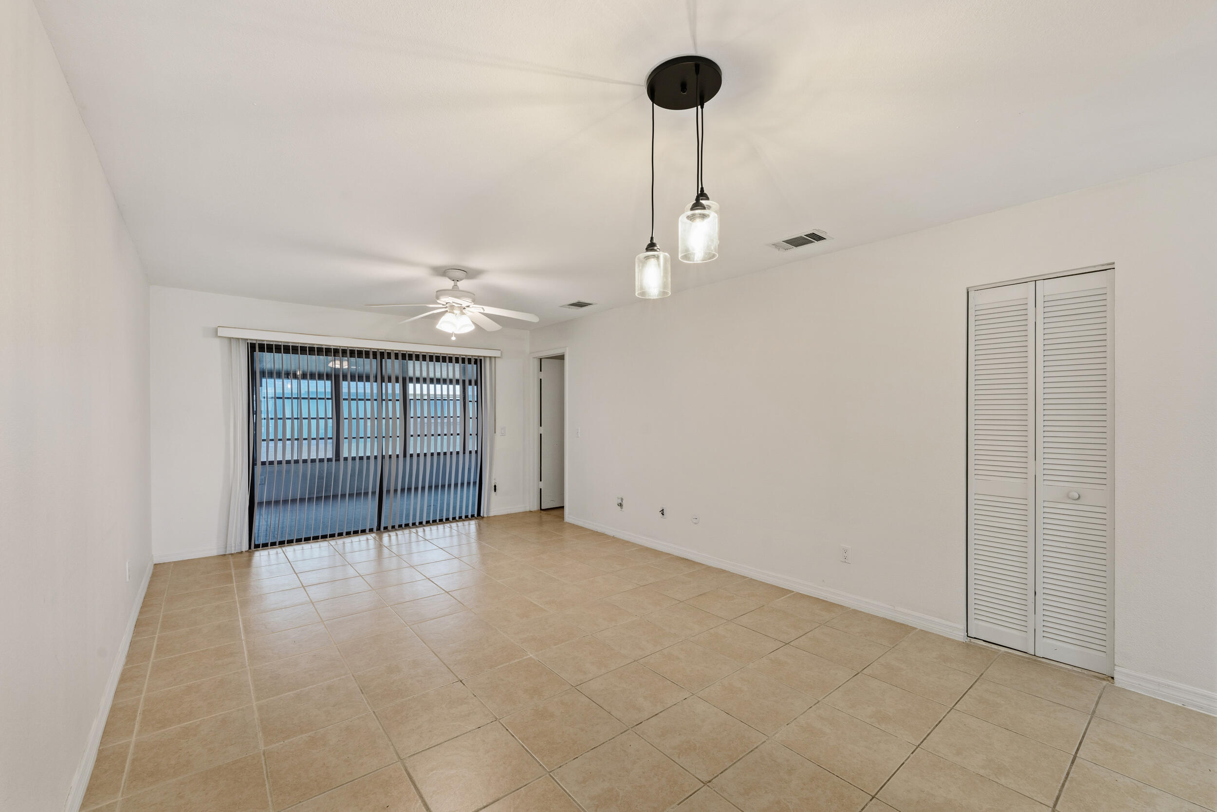 Villas of Village Green - Residential Lease