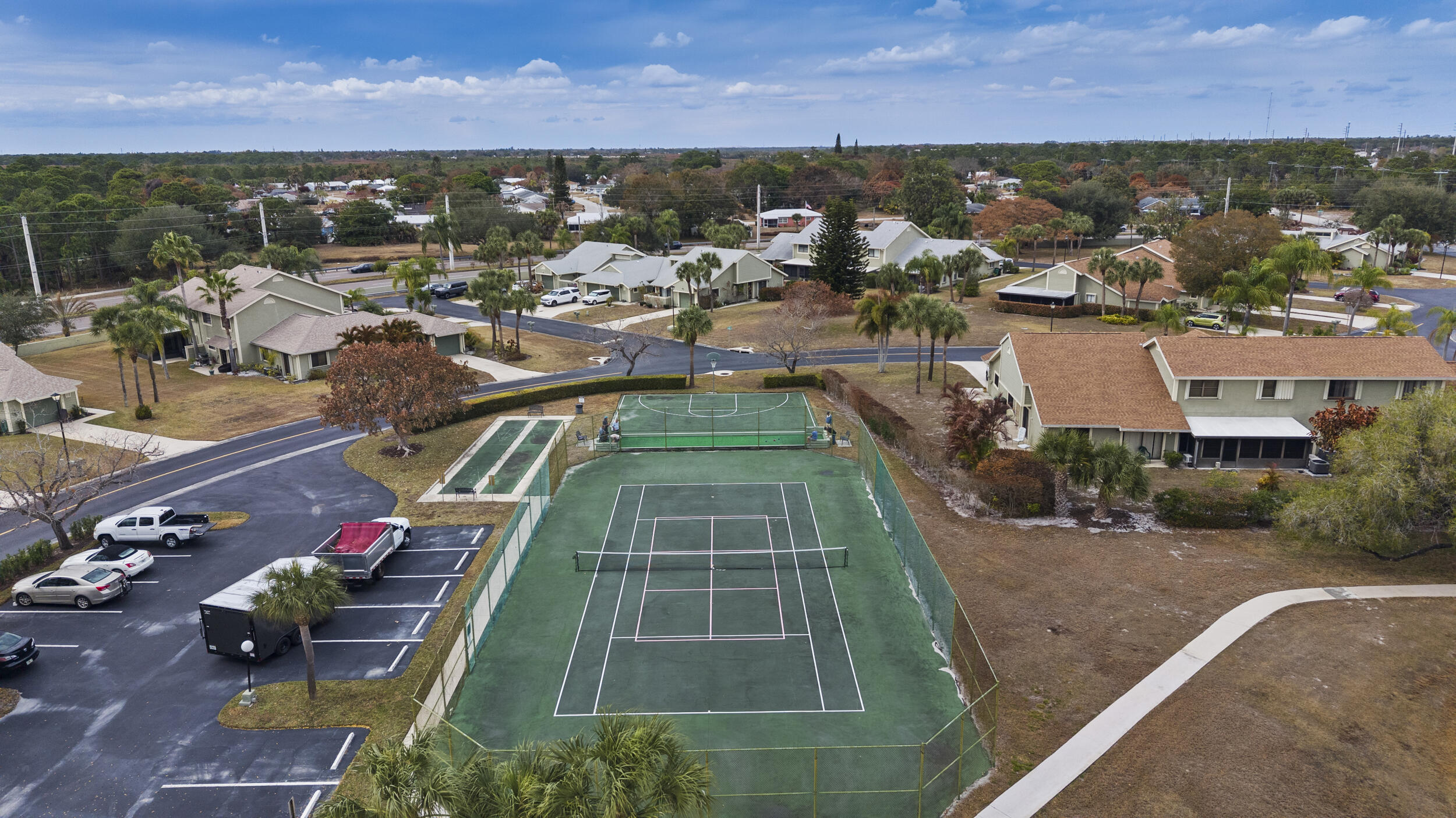 Villas of Village Green - Residential Lease