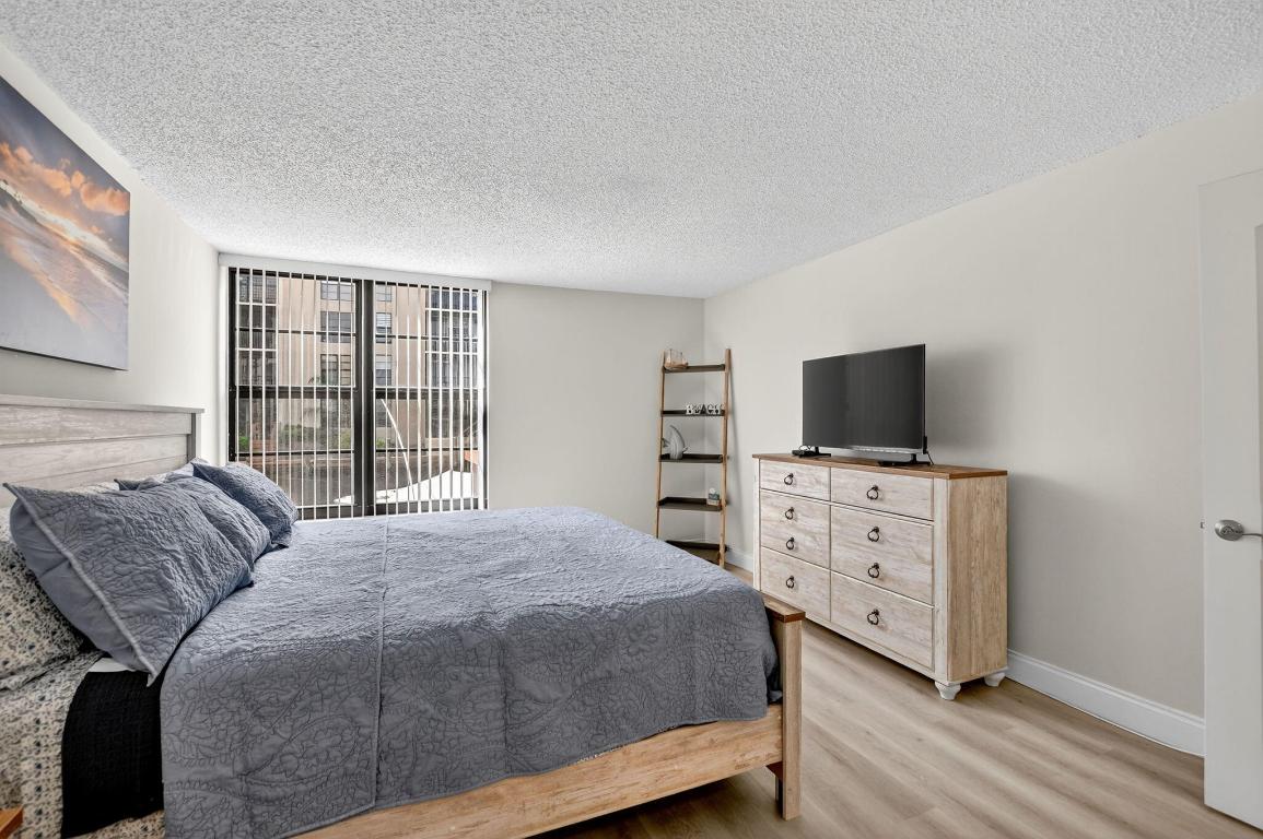 Boca Bayou - Residential Lease