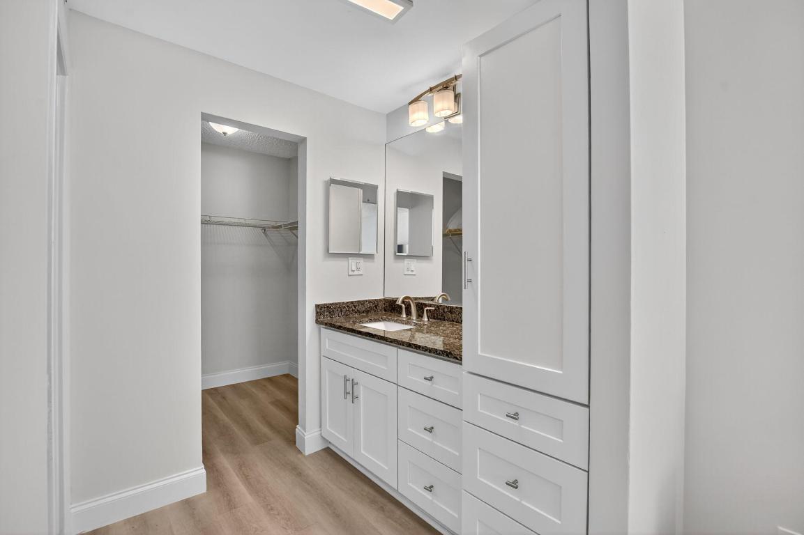 Boca Bayou - Residential Lease