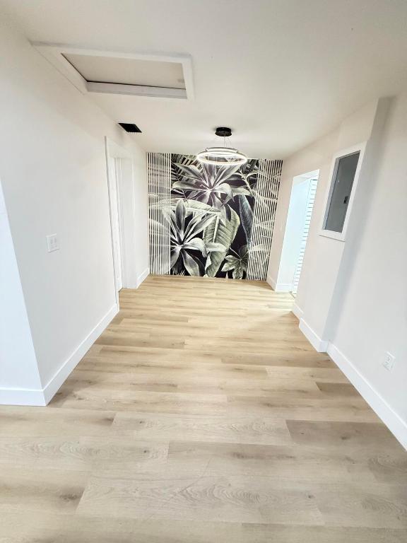 DILLMAN HEIGHTS 3 IN - Residential