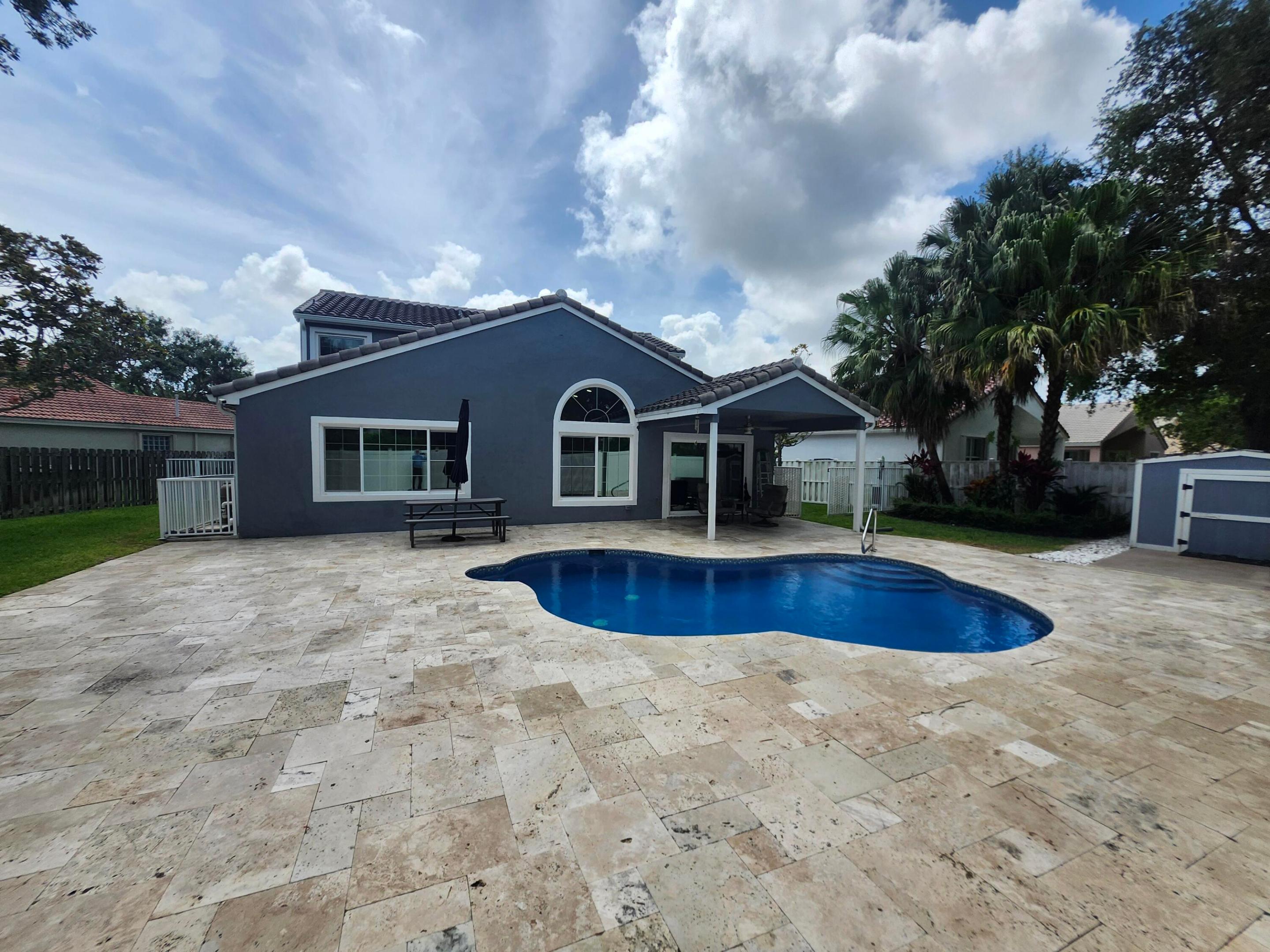 PEMBROKE FALLS PHASE 2 - Residential