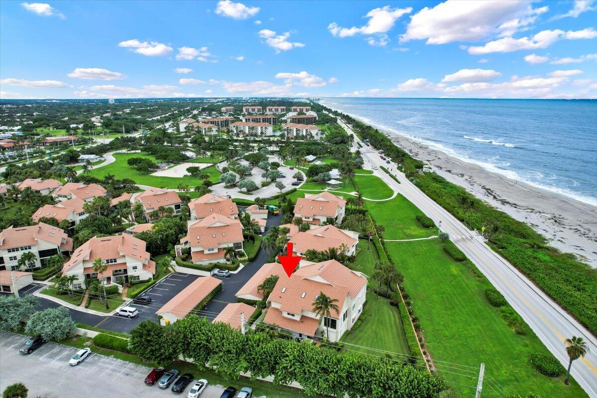 BEACHCOMBER - Residential Lease