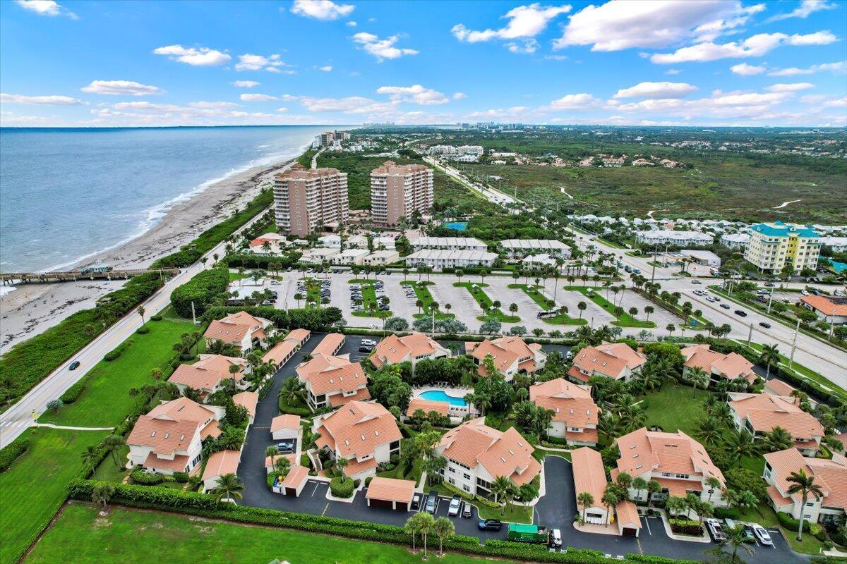 BEACHCOMBER - Residential Lease
