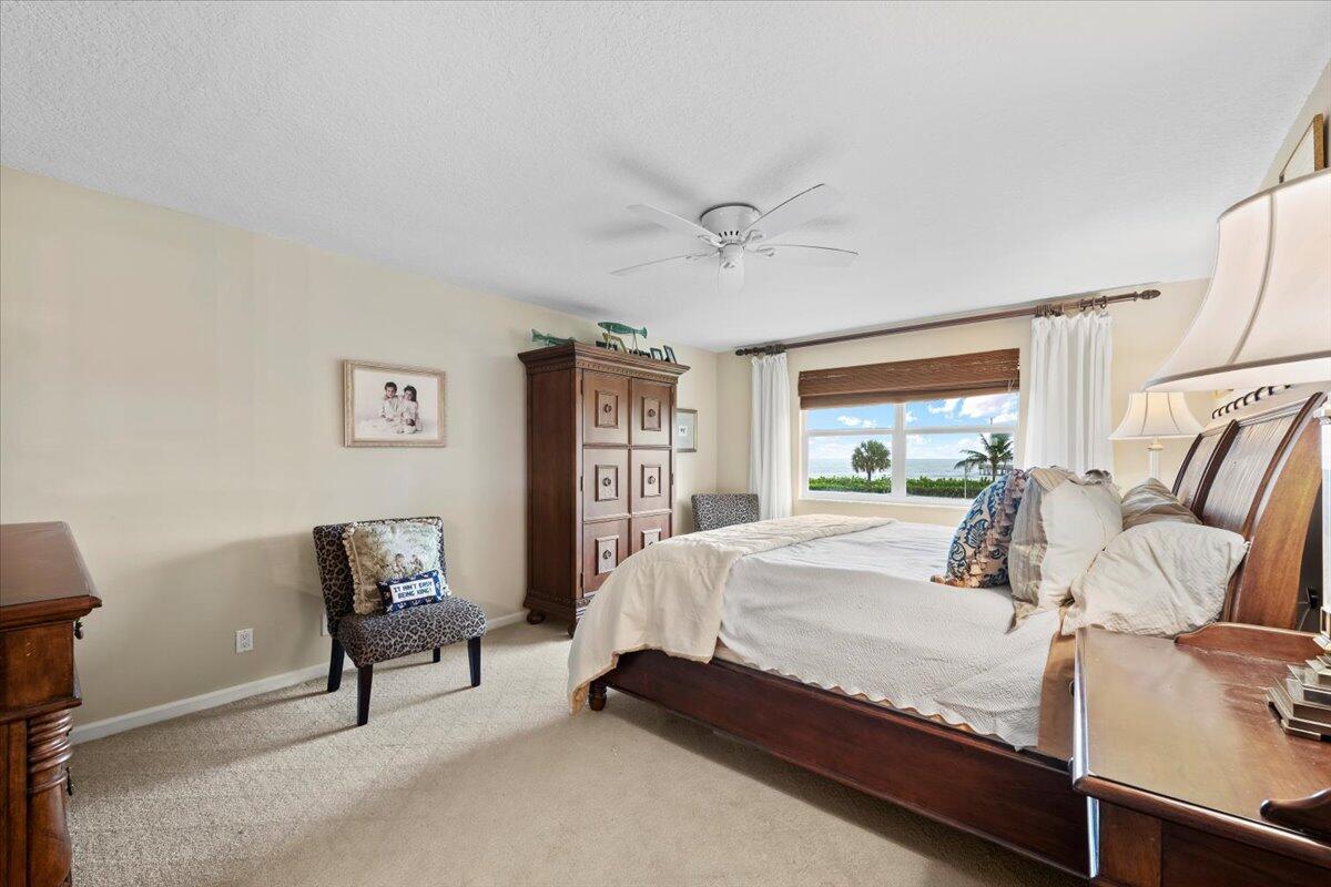 BEACHCOMBER - Residential Lease