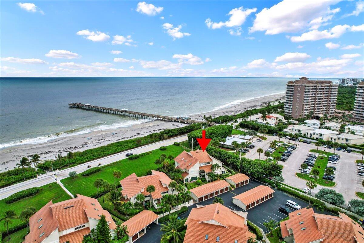 BEACHCOMBER - Residential Lease