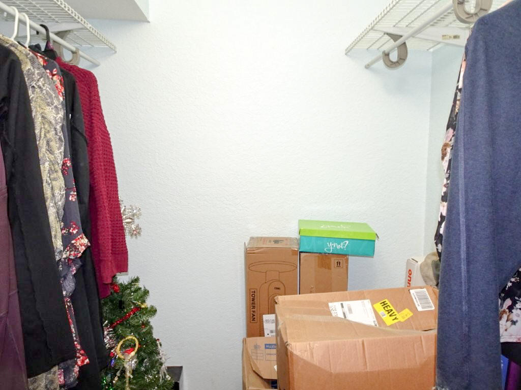 SOUTHEAST PARK CONDO - Residential