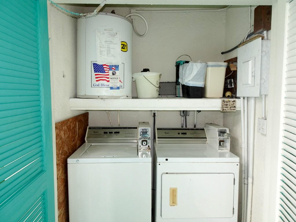 SOUTHEAST PARK CONDO - Residential