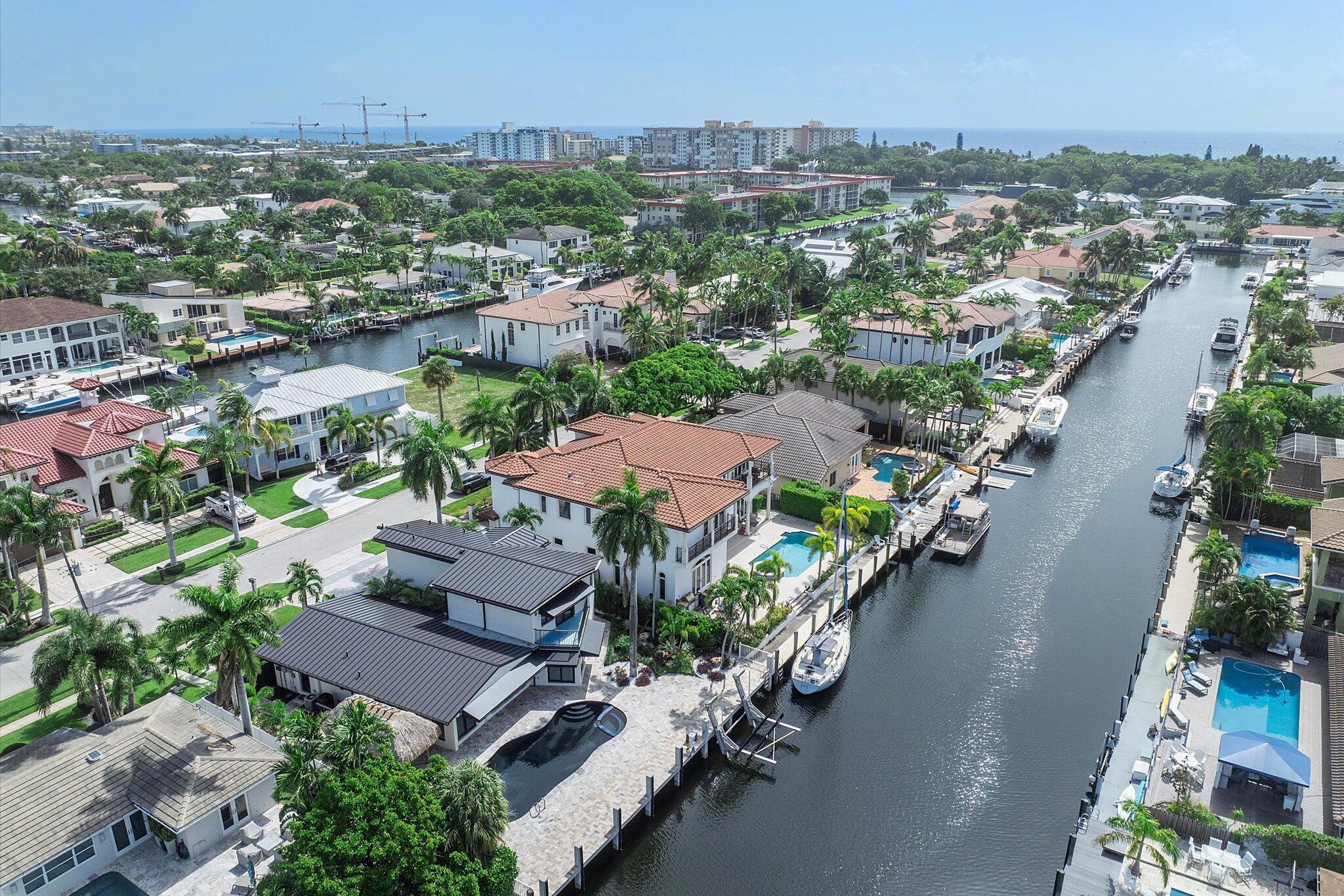 CORAL KEY VILLAS 6TH SEC - Residential