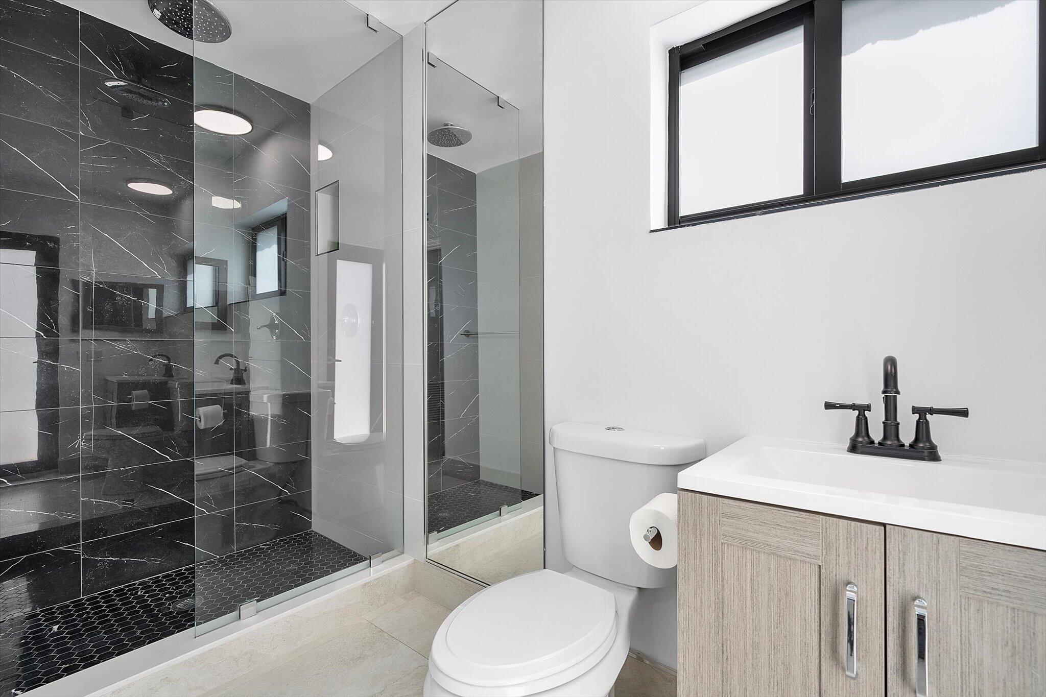 CORAL KEY VILLAS 6TH SEC - Residential