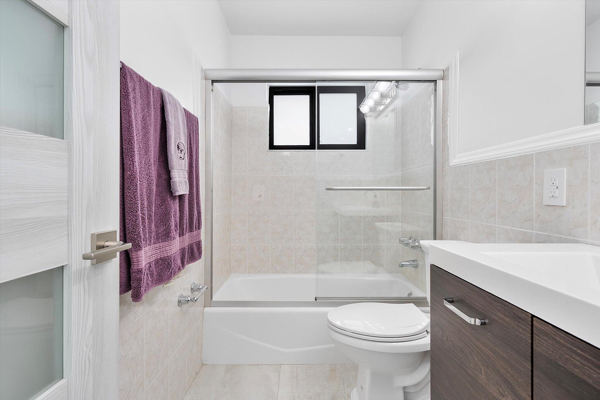 CORAL KEY VILLAS 6TH SEC - Residential
