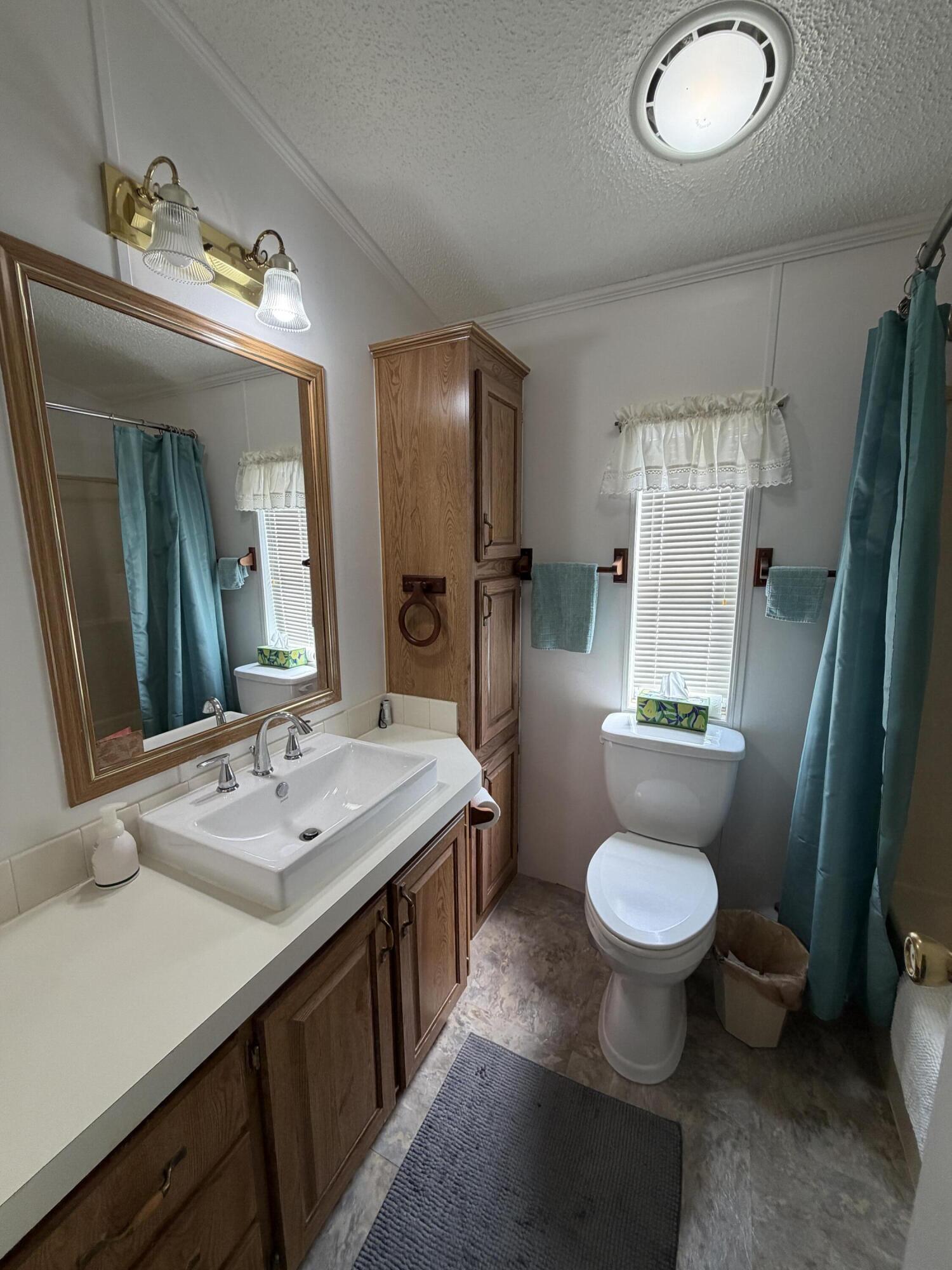 ANCIENT OAKS RV RESORT NO V - Residential