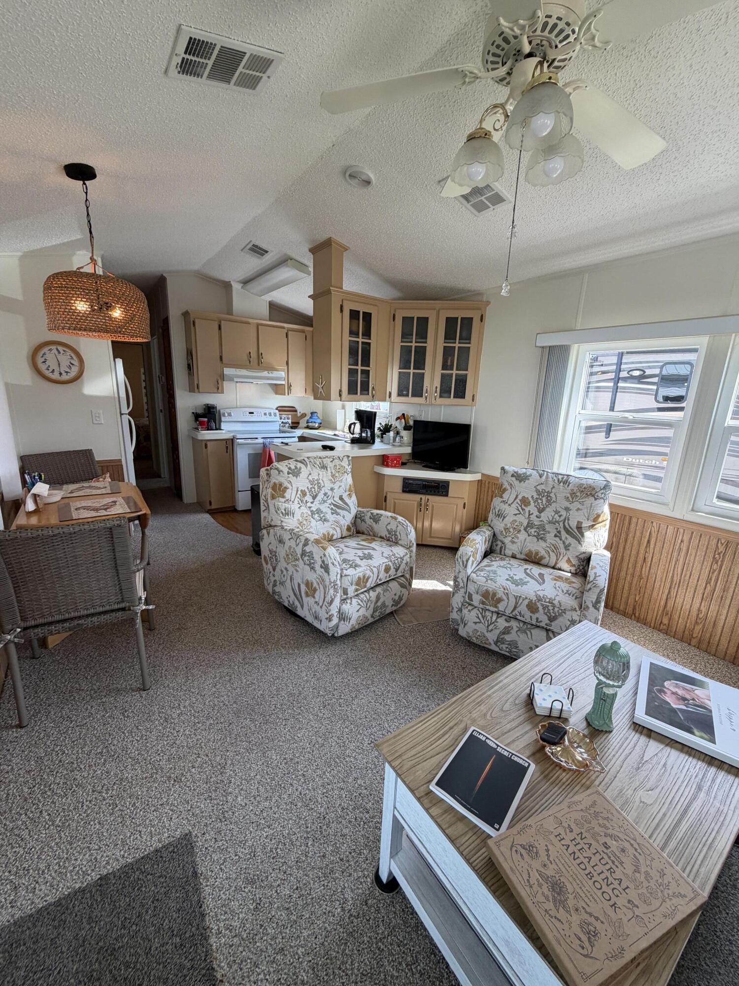 ANCIENT OAKS RV RESORT NO V - Residential