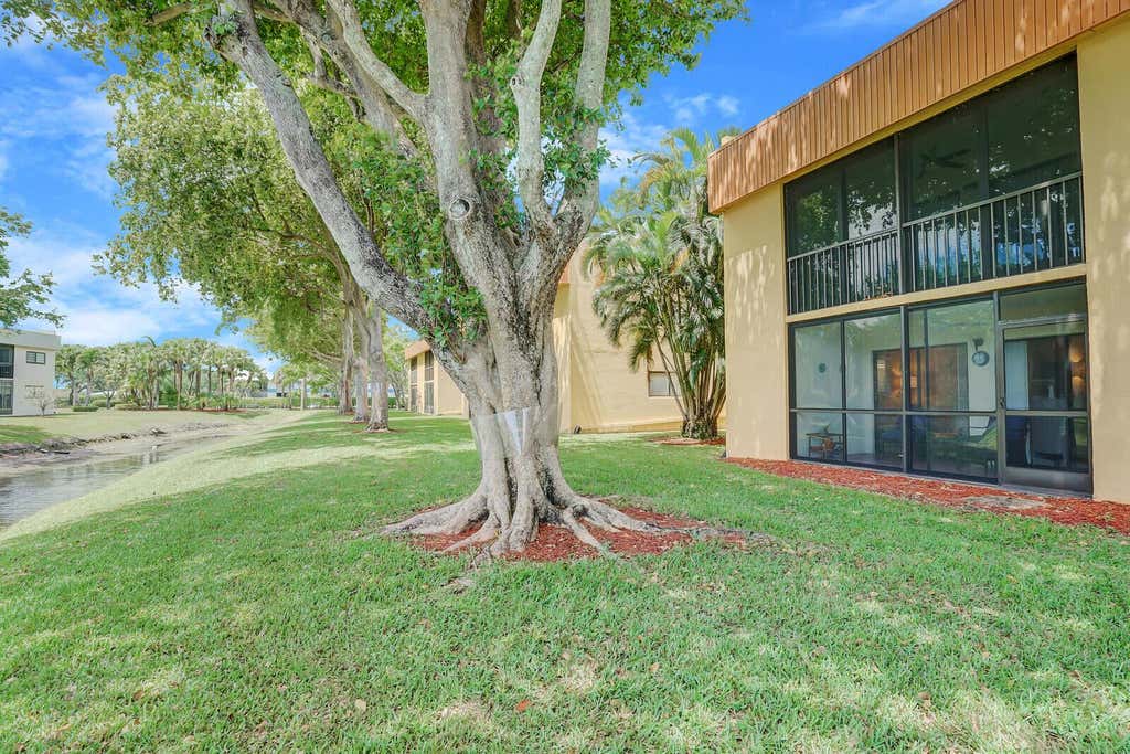 Photo of 15216 Lakes Of Delray Boulevard #129, Delray Beach, FL 33484 (MLS # R10975273)