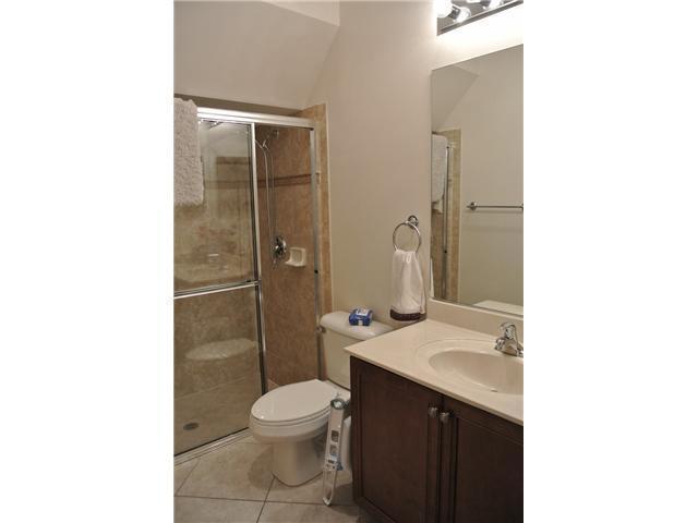 MINI ASSEMBLAGE PUD 8 - Residential Lease