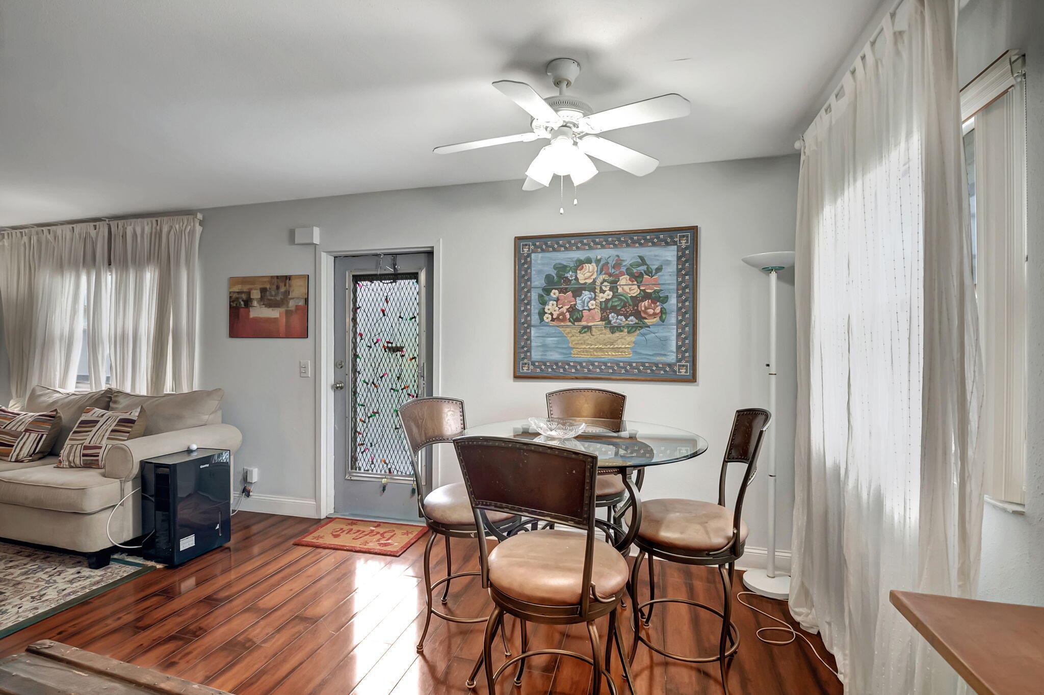 KINGS POINT TUSCANY CONDO - Residential Lease