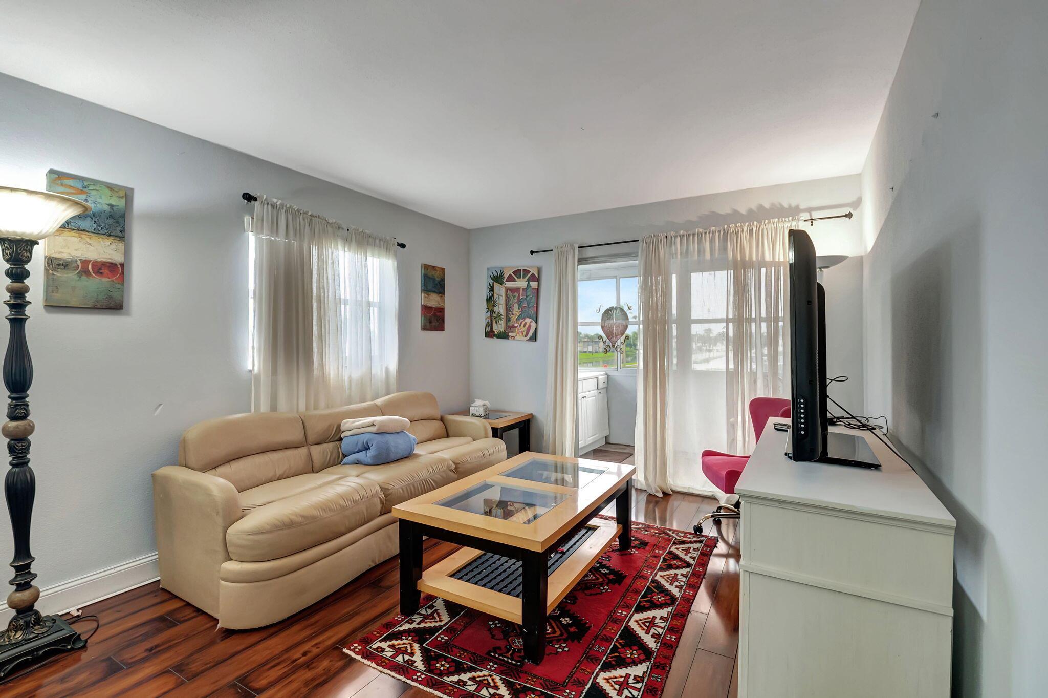 KINGS POINT TUSCANY CONDO - Residential Lease