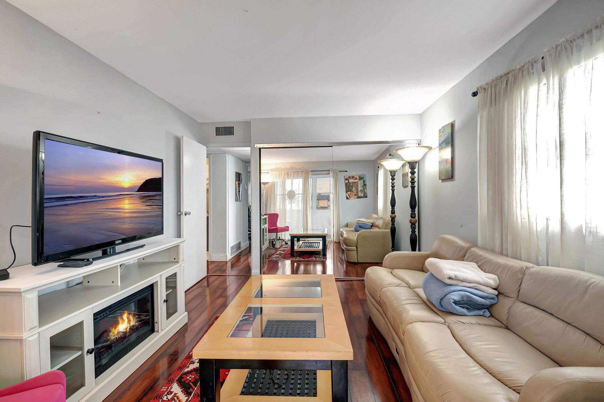 KINGS POINT TUSCANY CONDO - Residential Lease