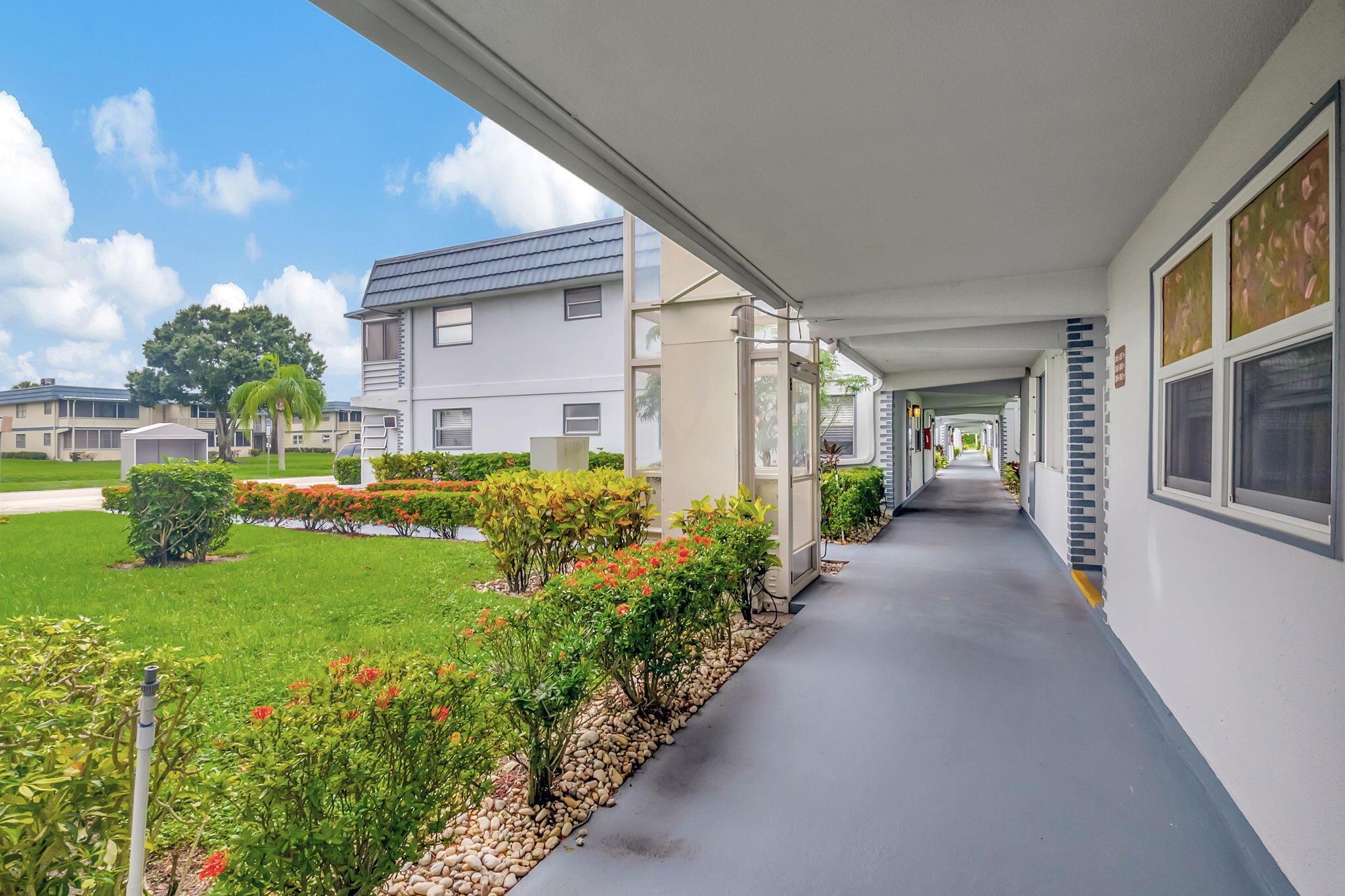 KINGS POINT TUSCANY CONDO - Residential Lease