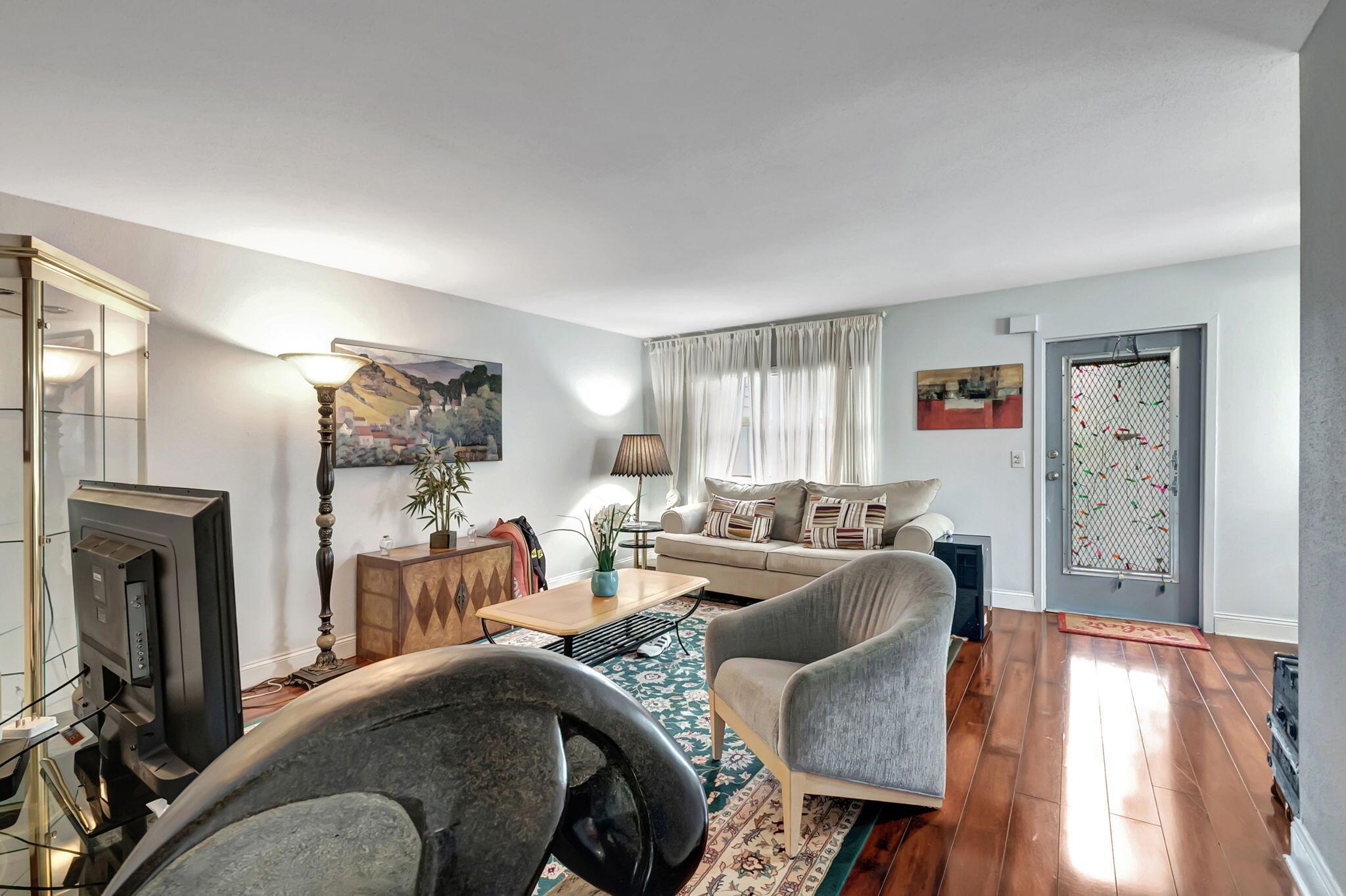 KINGS POINT TUSCANY CONDO - Residential Lease